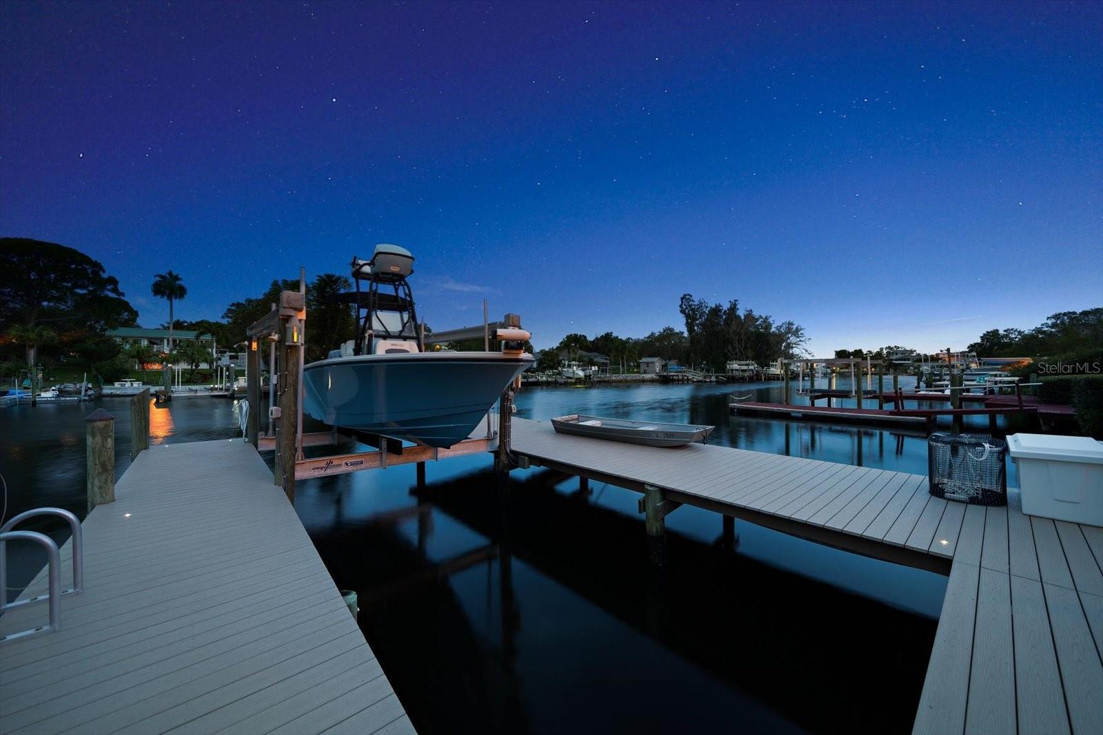 Composite Dock with 16,000lb lift
