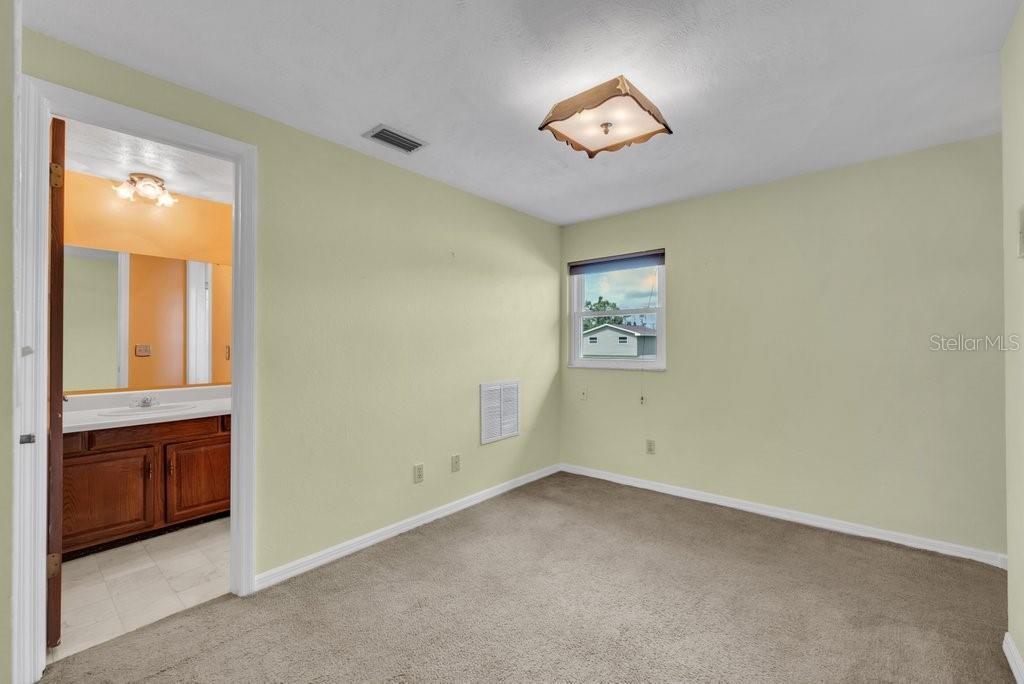 Perfect place for kids study or play area.