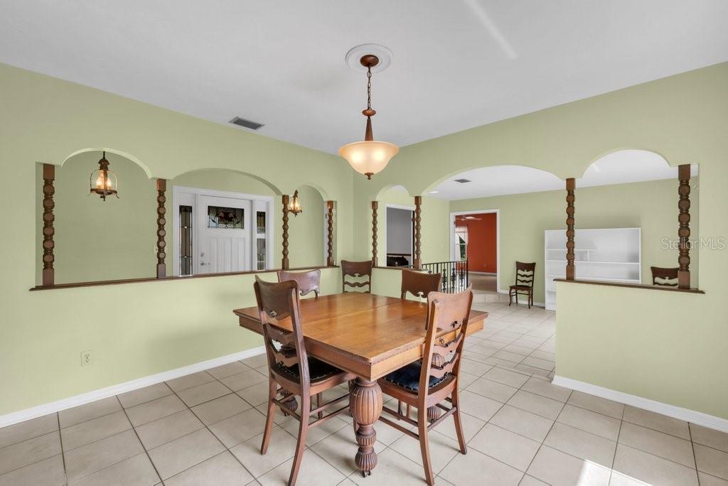 Formal dining room