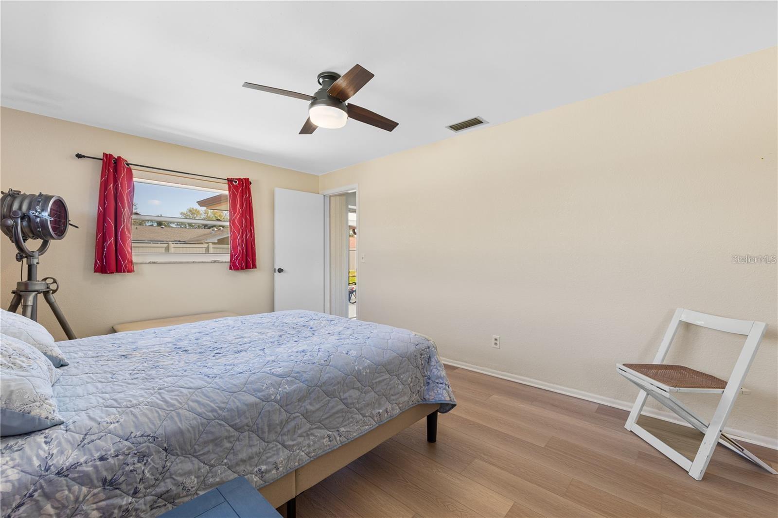 Primary suite