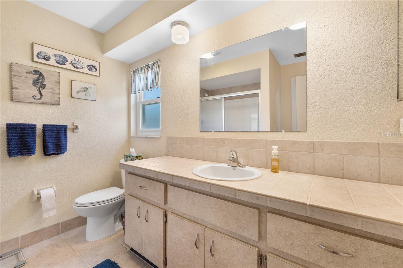 2nd bathroom