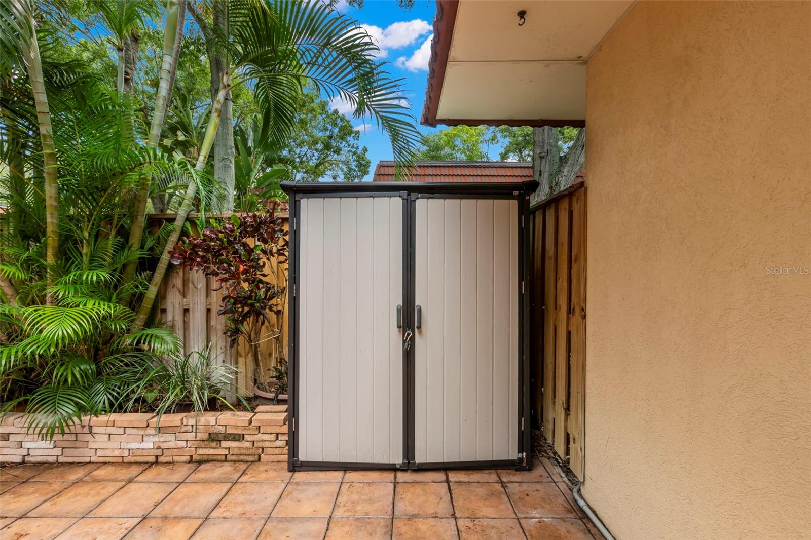 Extra storage in the courtyard