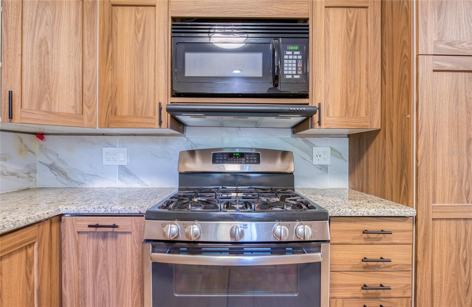 Kitchen (6)