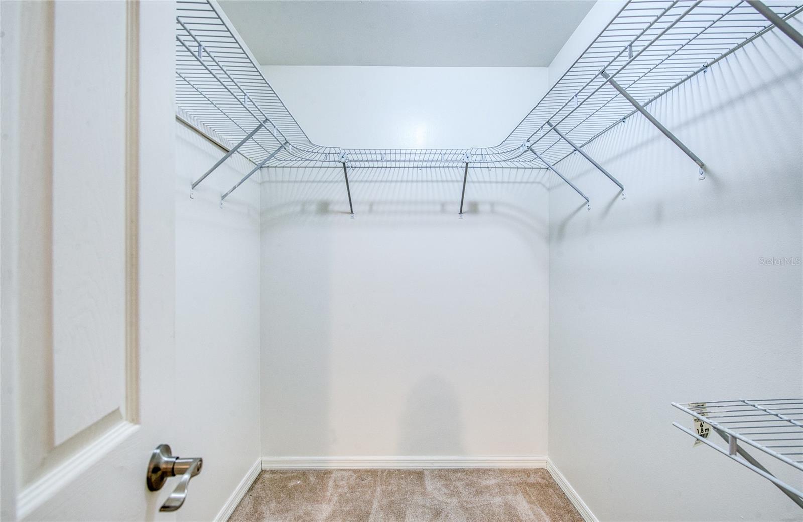 Master Closet (1)