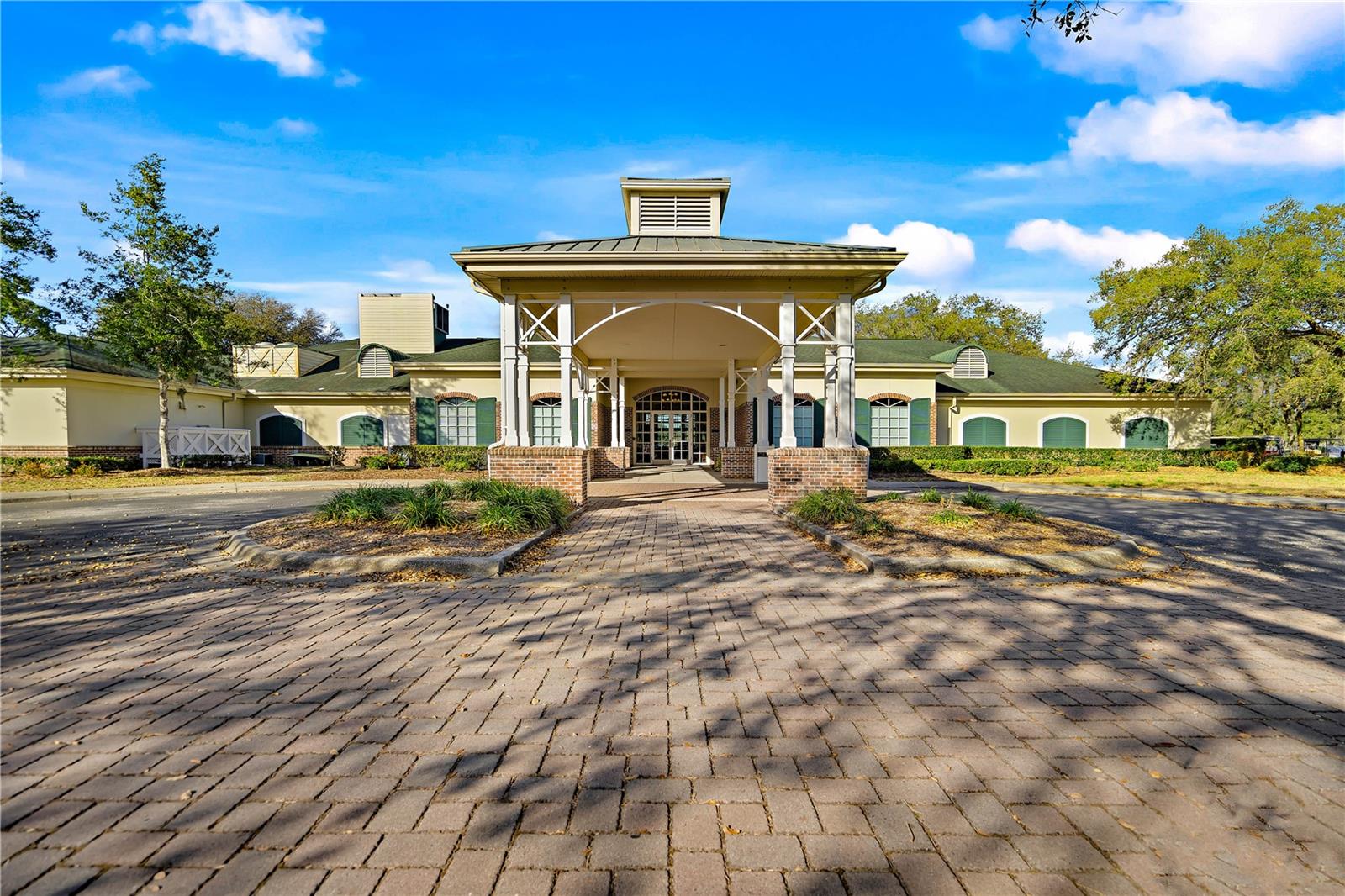 Country Club