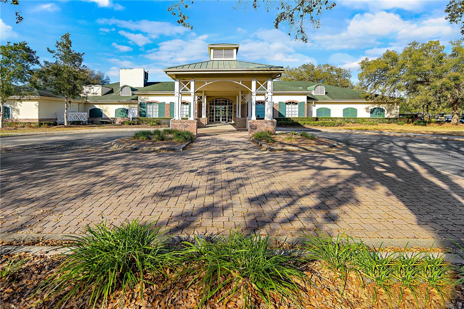 Country Club