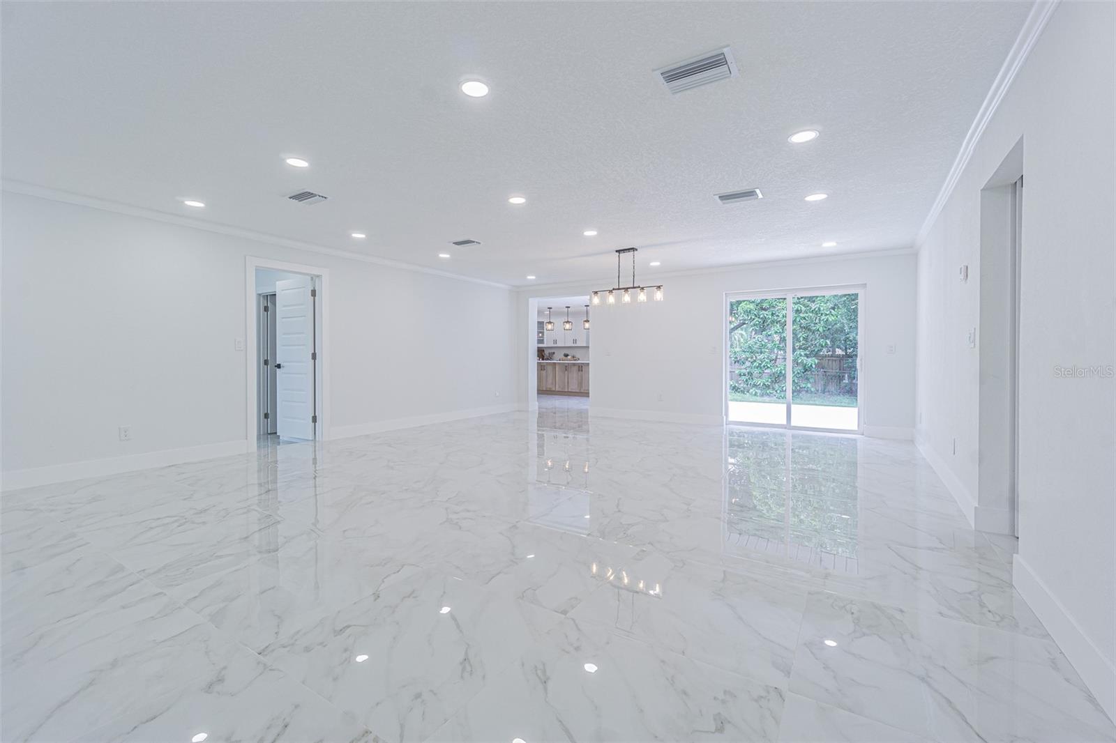 Family room/Dining room combo