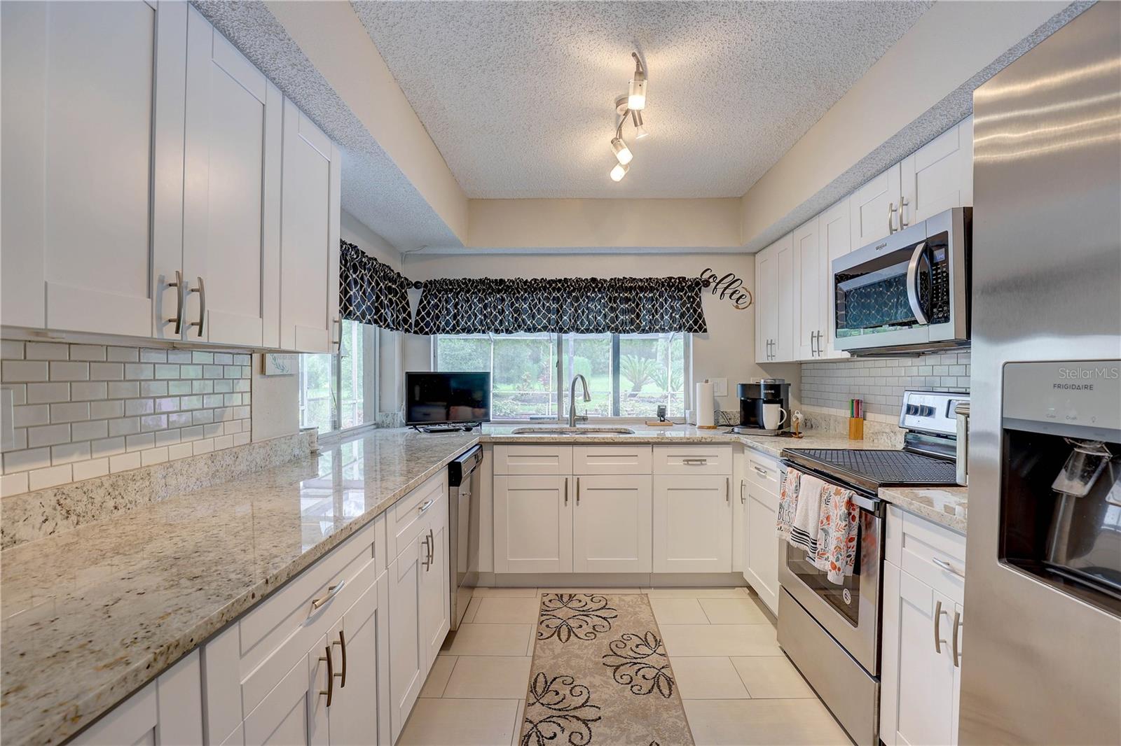 Kitchen overlooking the pool
