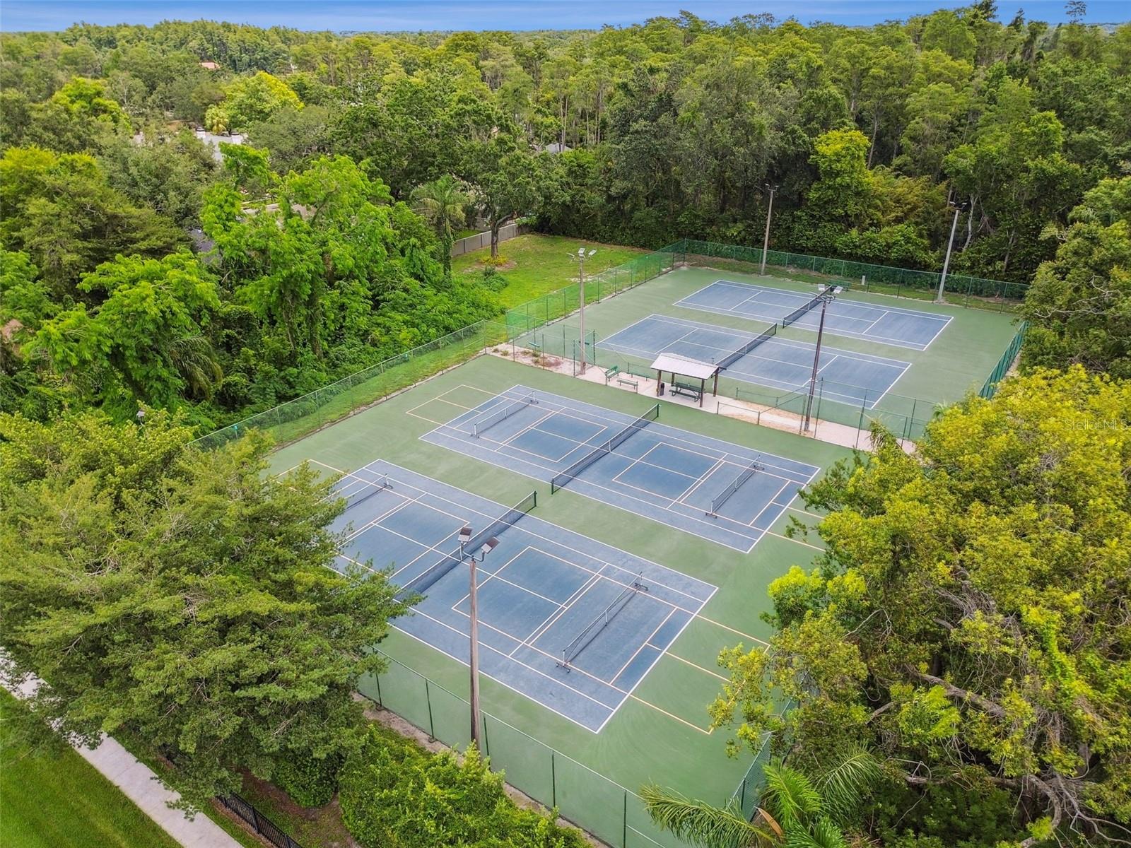 Tennis & Pickleball