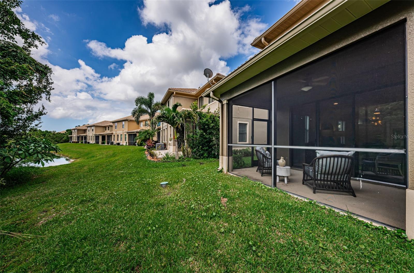 Quiet and private outdoor patio area
