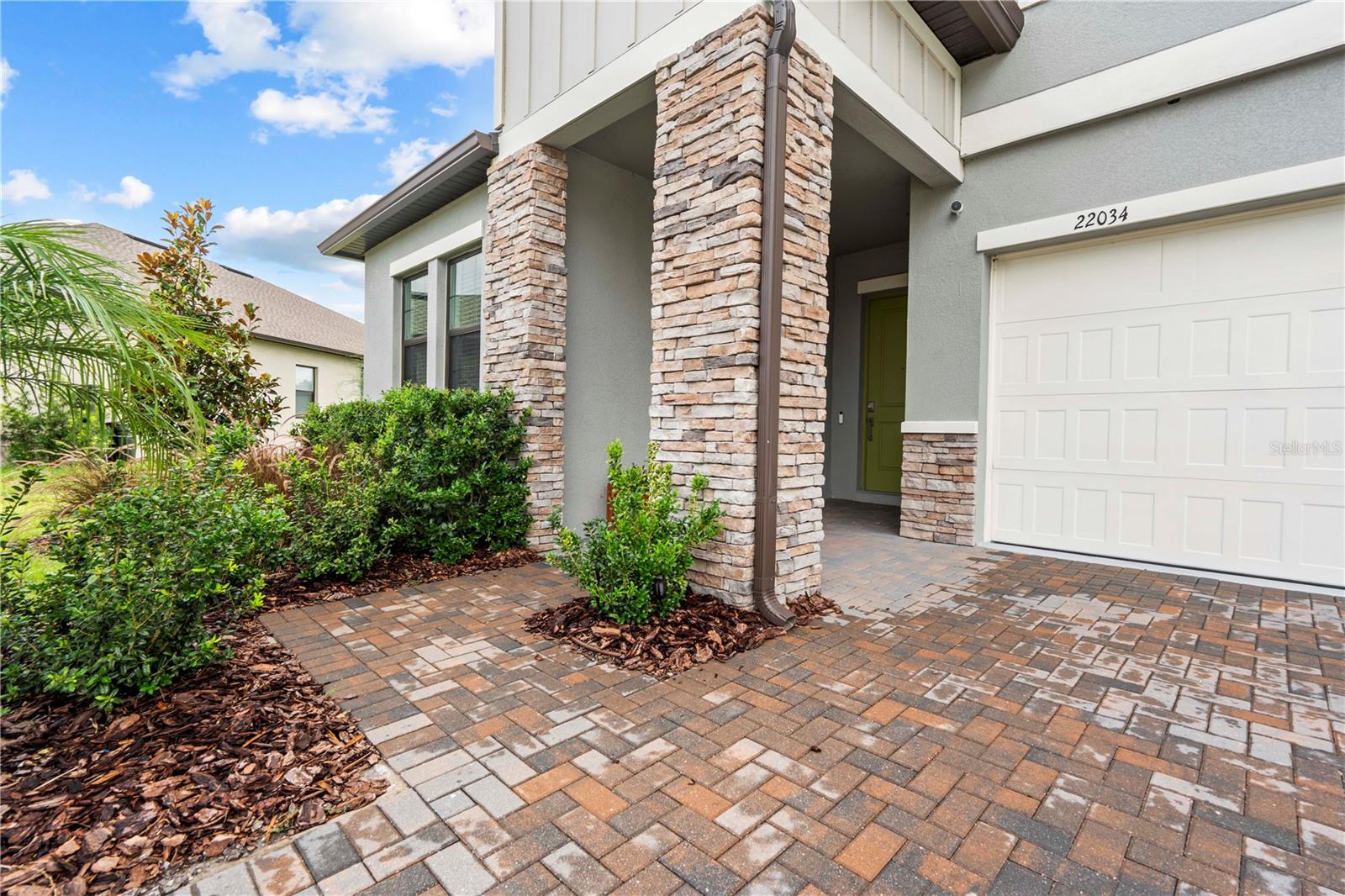 22034 storybook cabin way