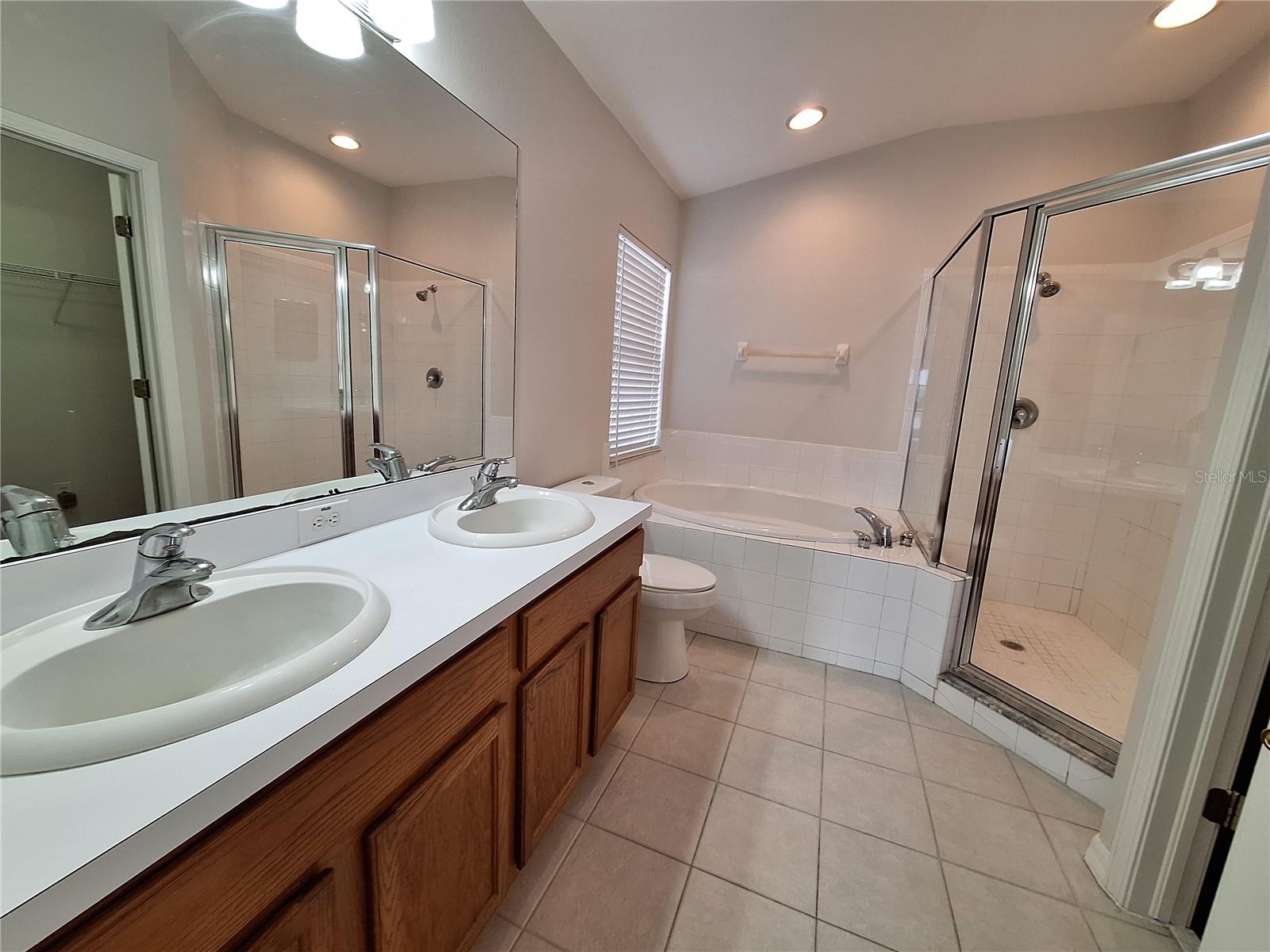 Master Bath huge shower too!