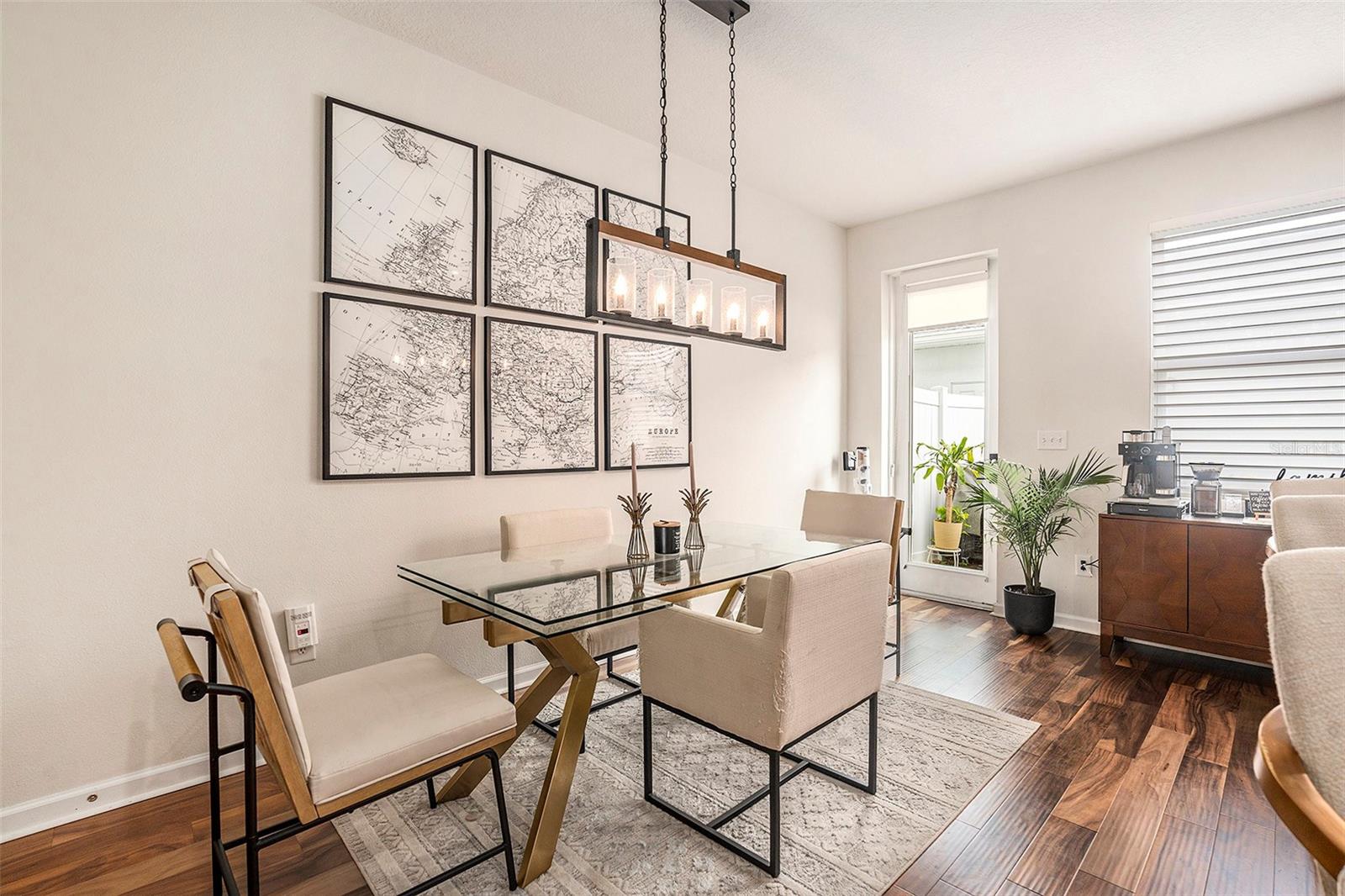 Open & Airy Dining