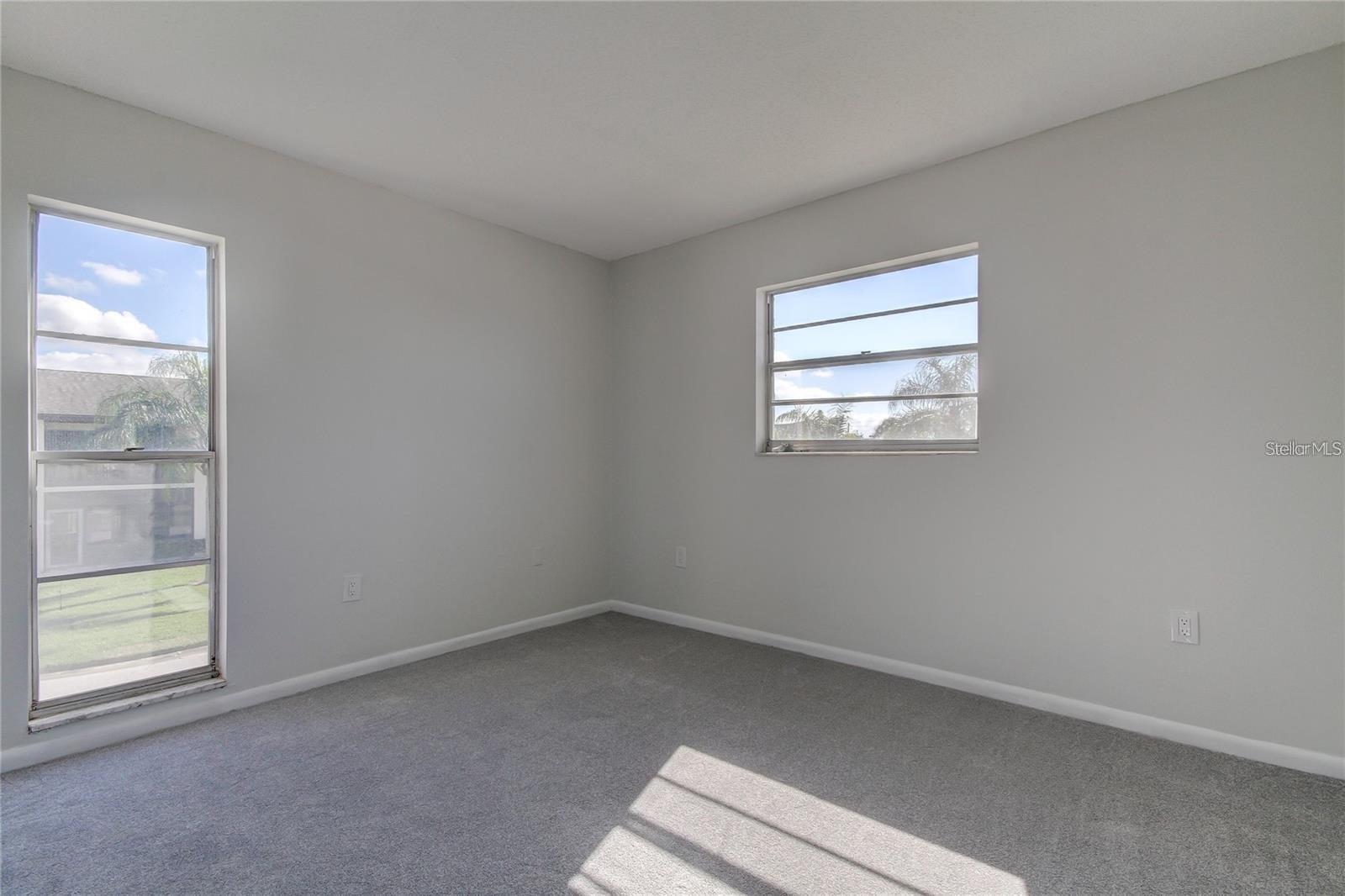 end unit for plenty of sunlight
