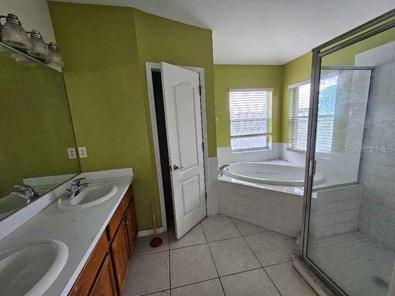 Orimary Bathroom