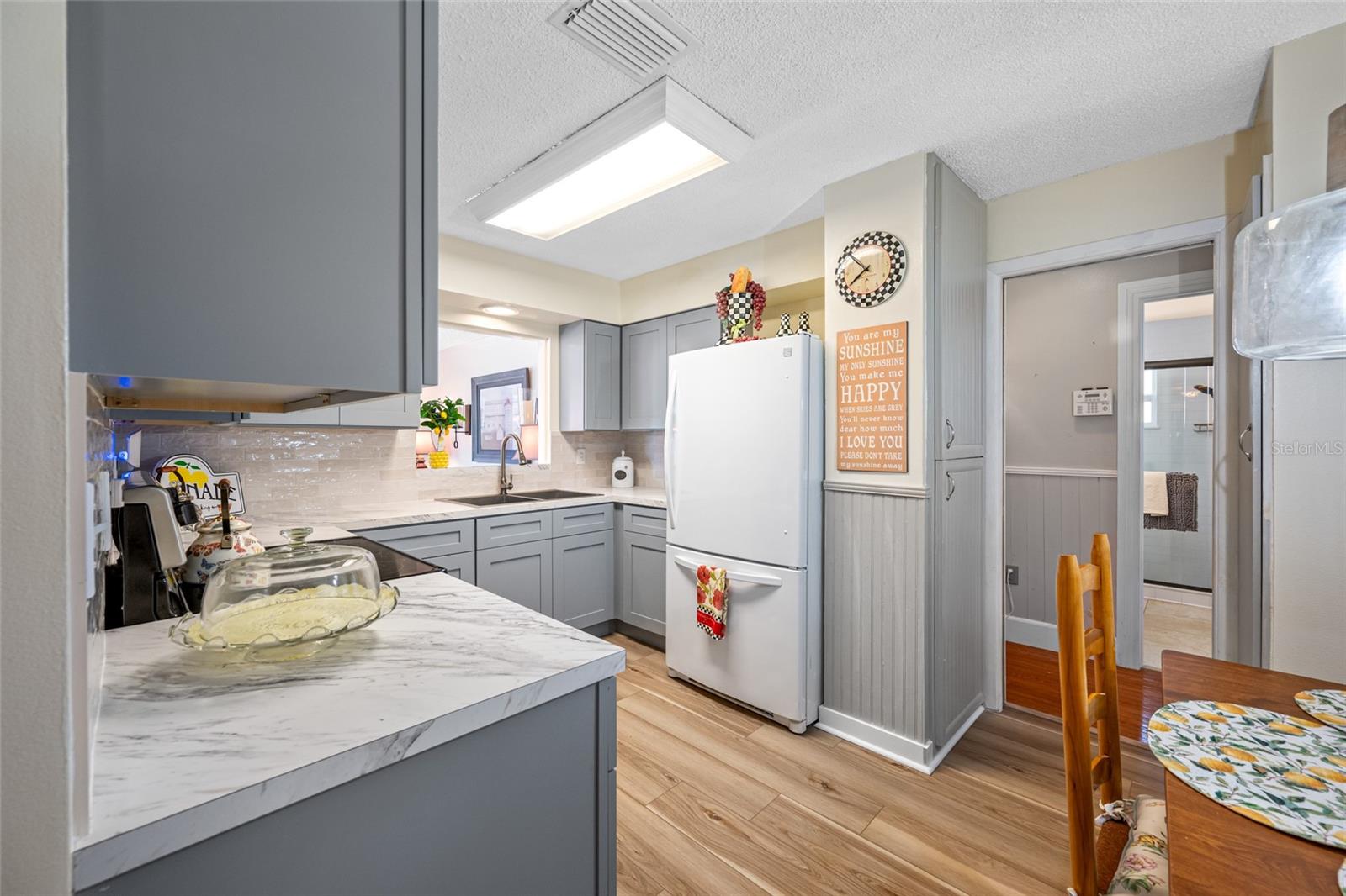 Large Kitchen with updated cabinets and counter tops