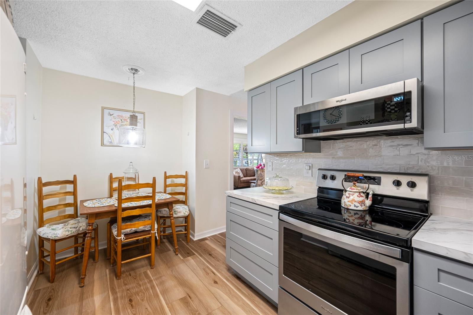 Breakfast Nook