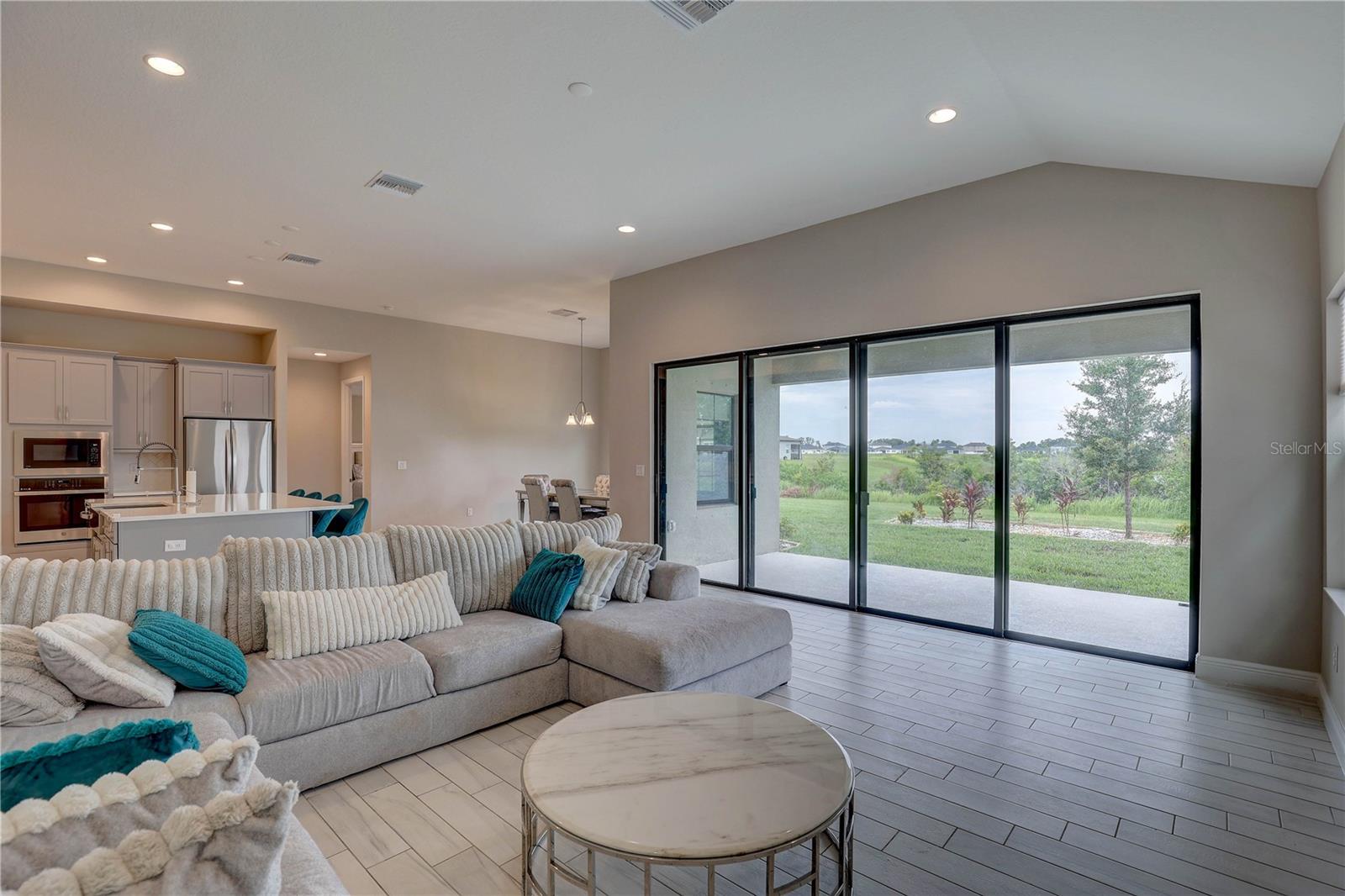 Stacking sliding doors