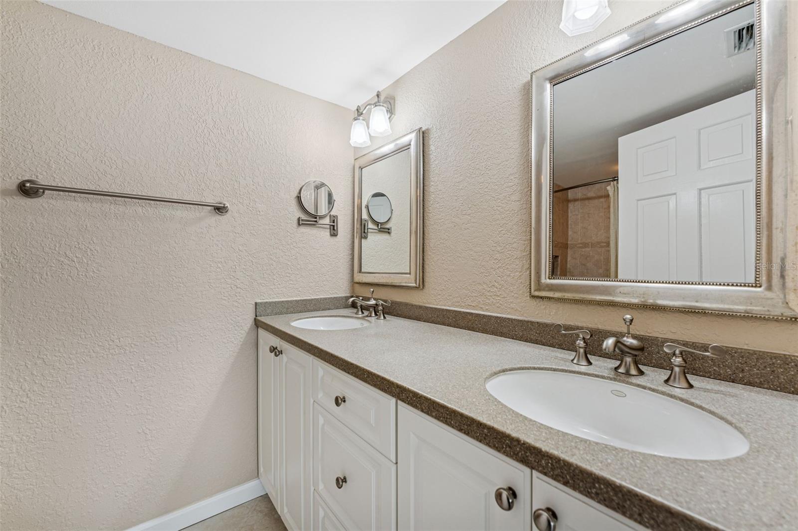 Dual Sinks in Primary Bathroom