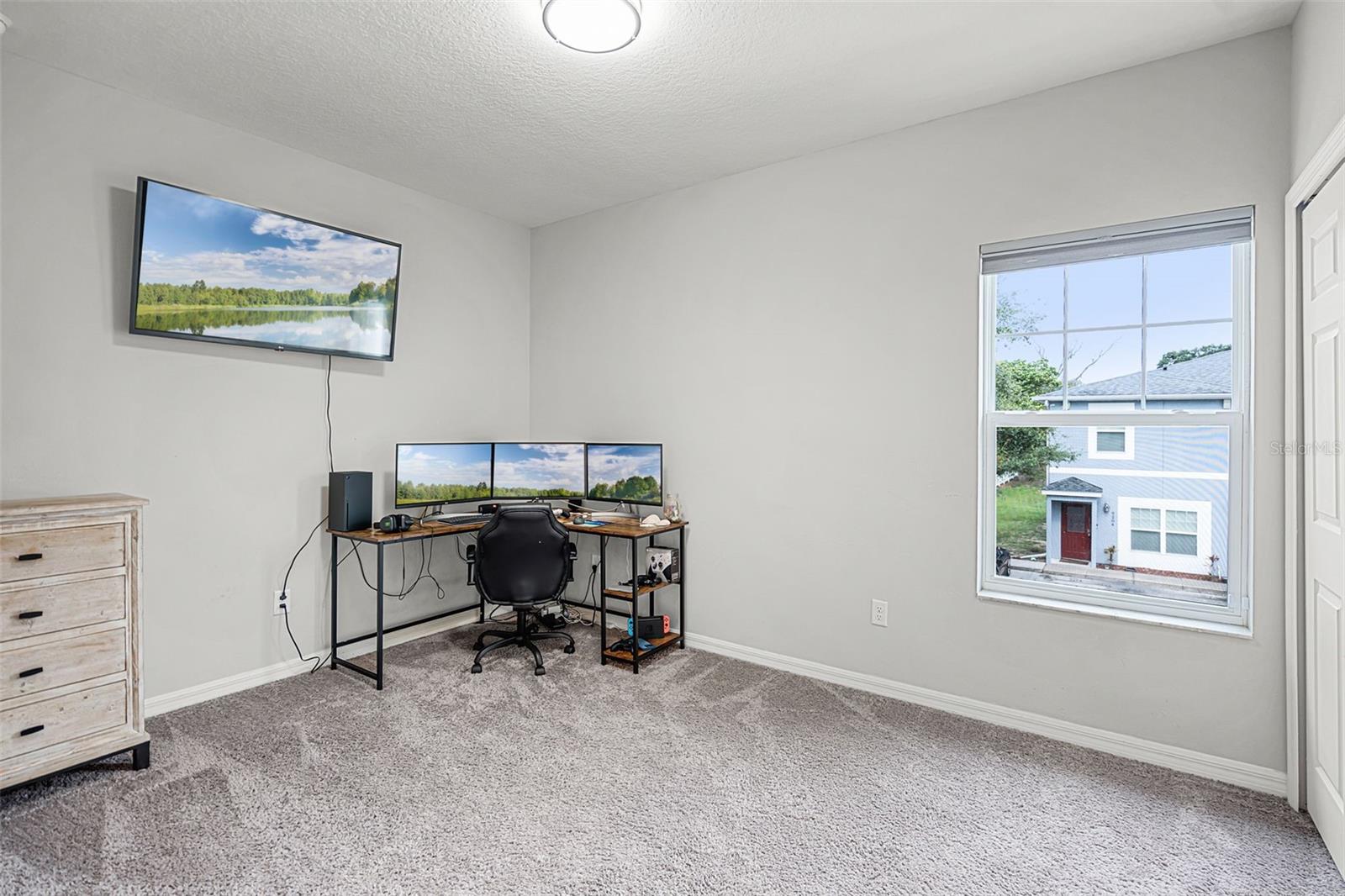 Second bedroom