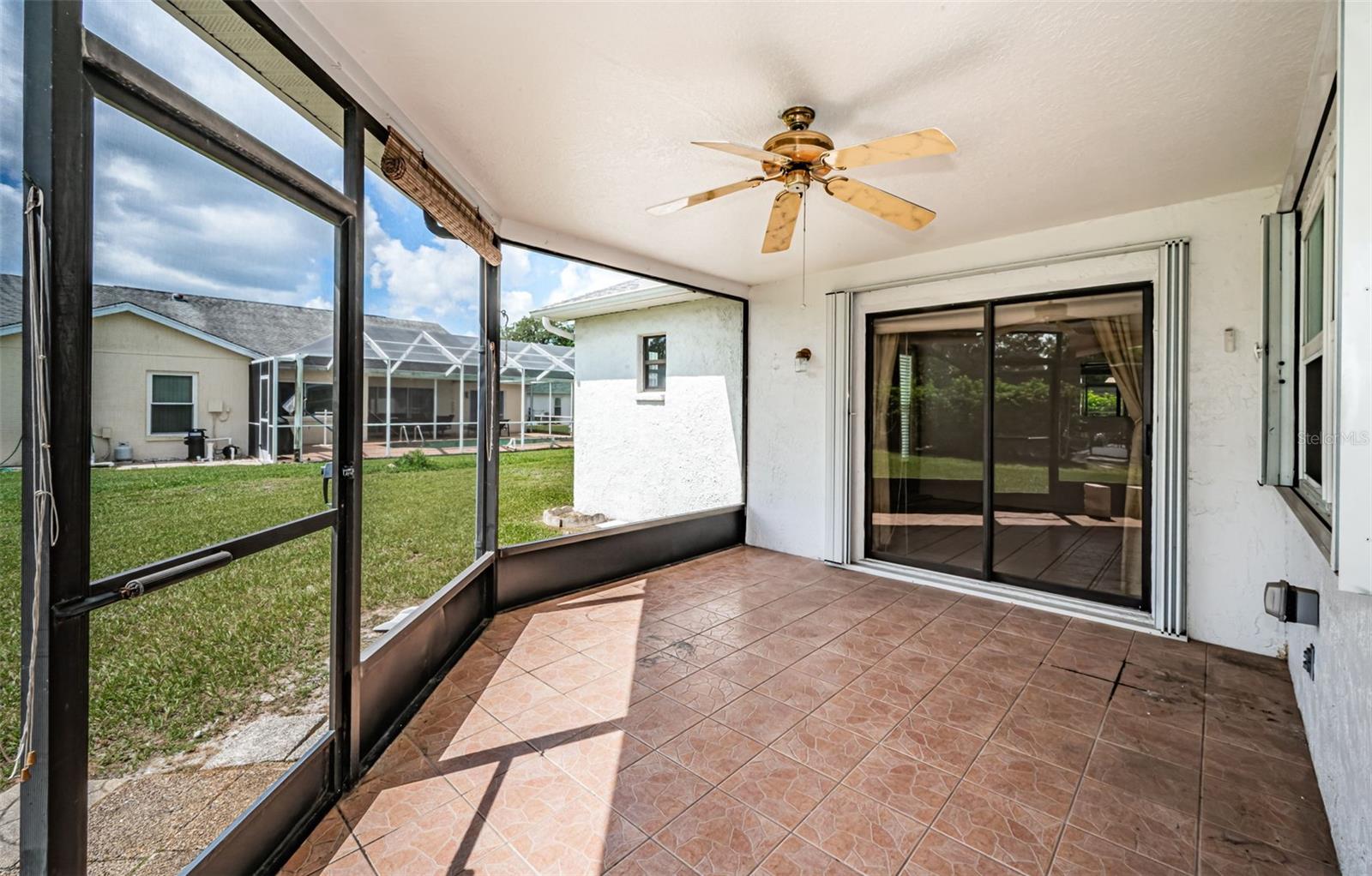 Screened in Lanai - Tile floors