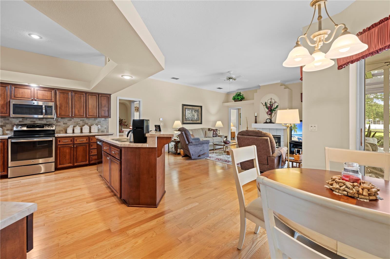 Kitchen, Nook & Family Room