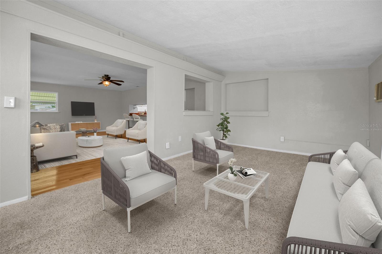 Virtually Staged/Florida Room
