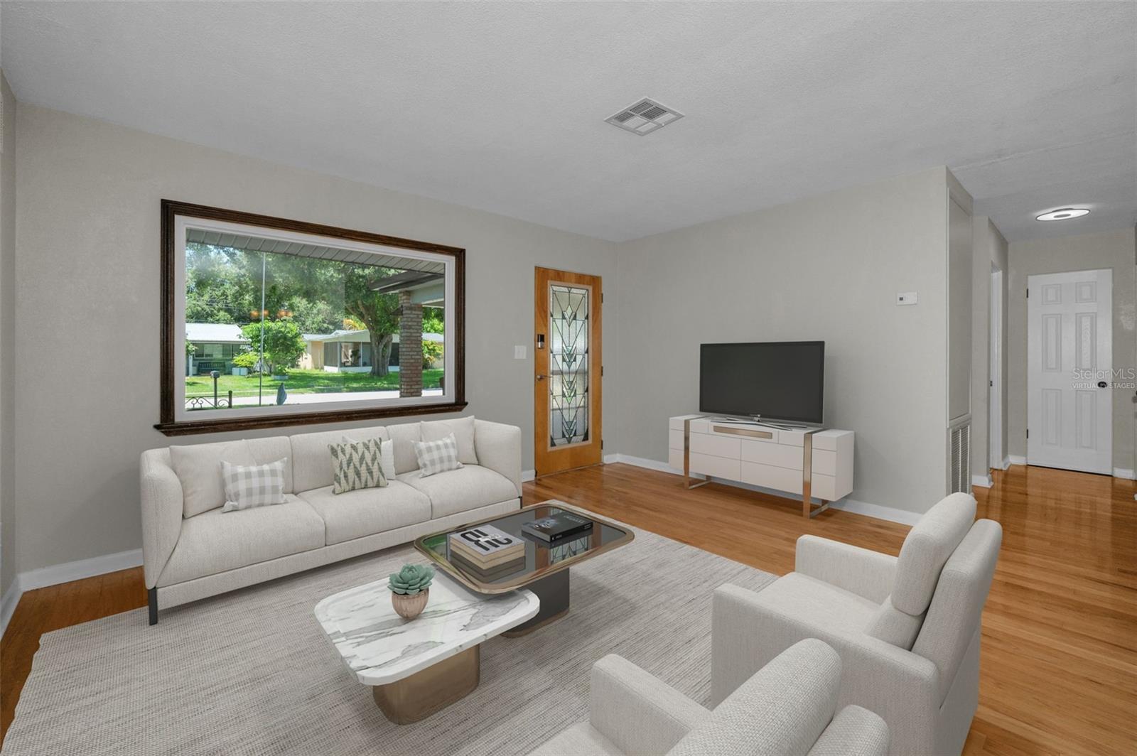 Virtually Staged/Living Room