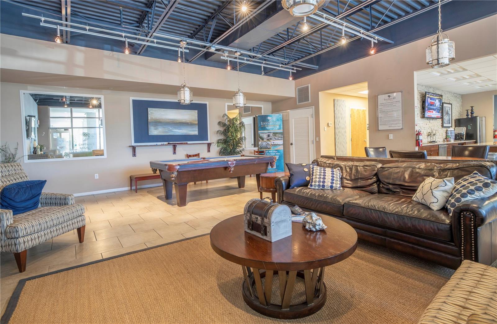 Captain's Lounge Ideal for Large Gatherings