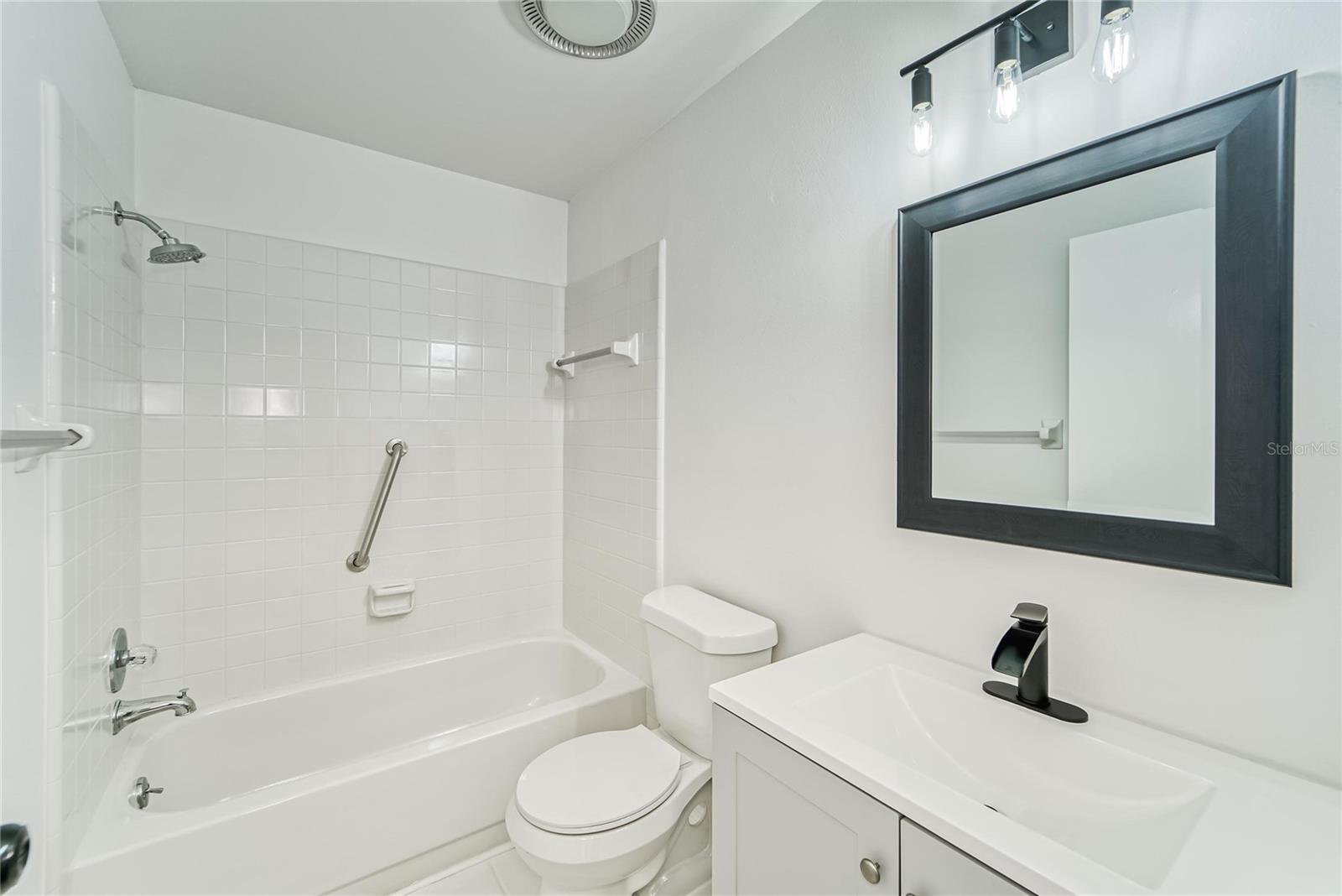 2nd bathroom