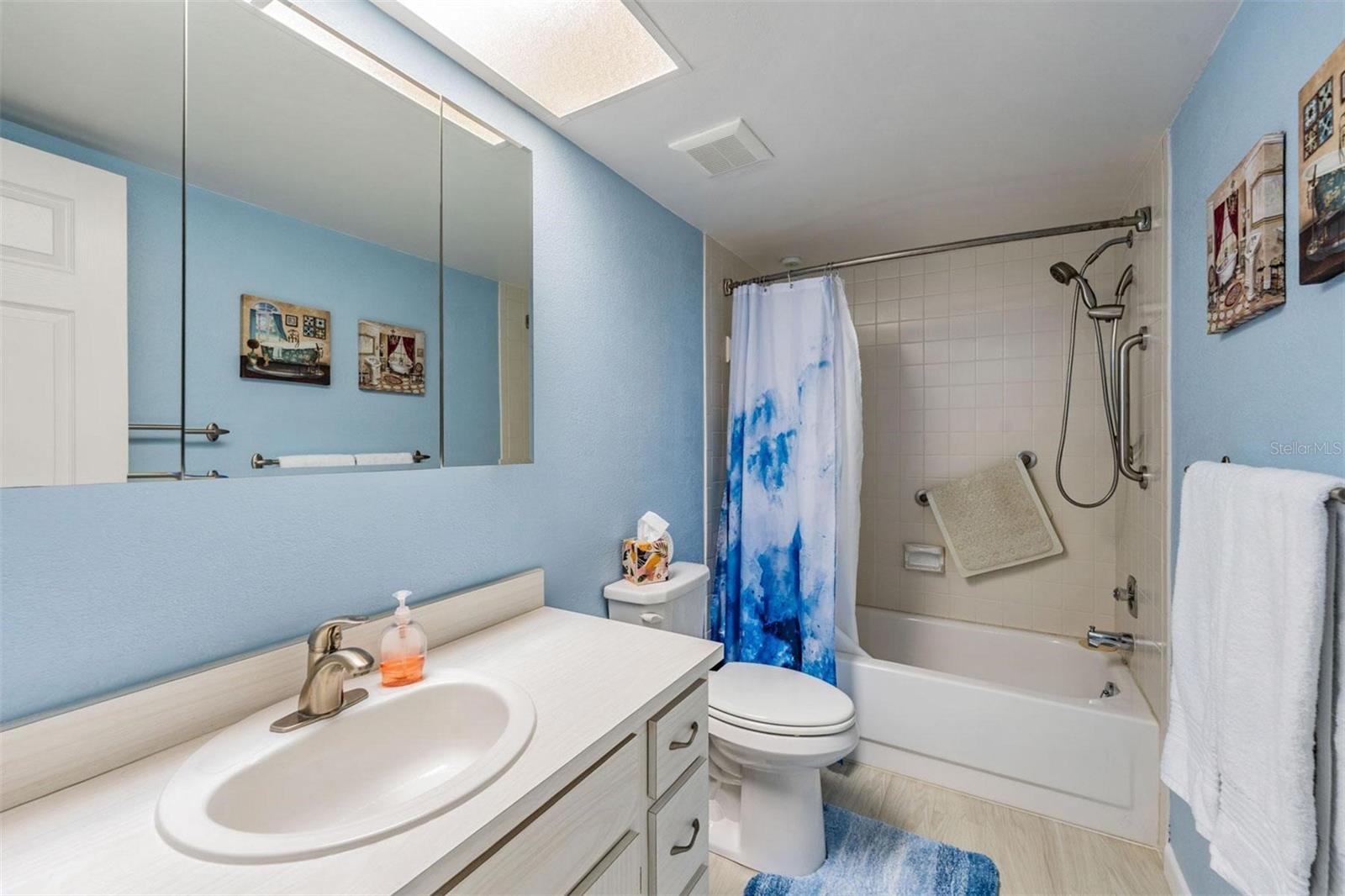 Bathroom 2
