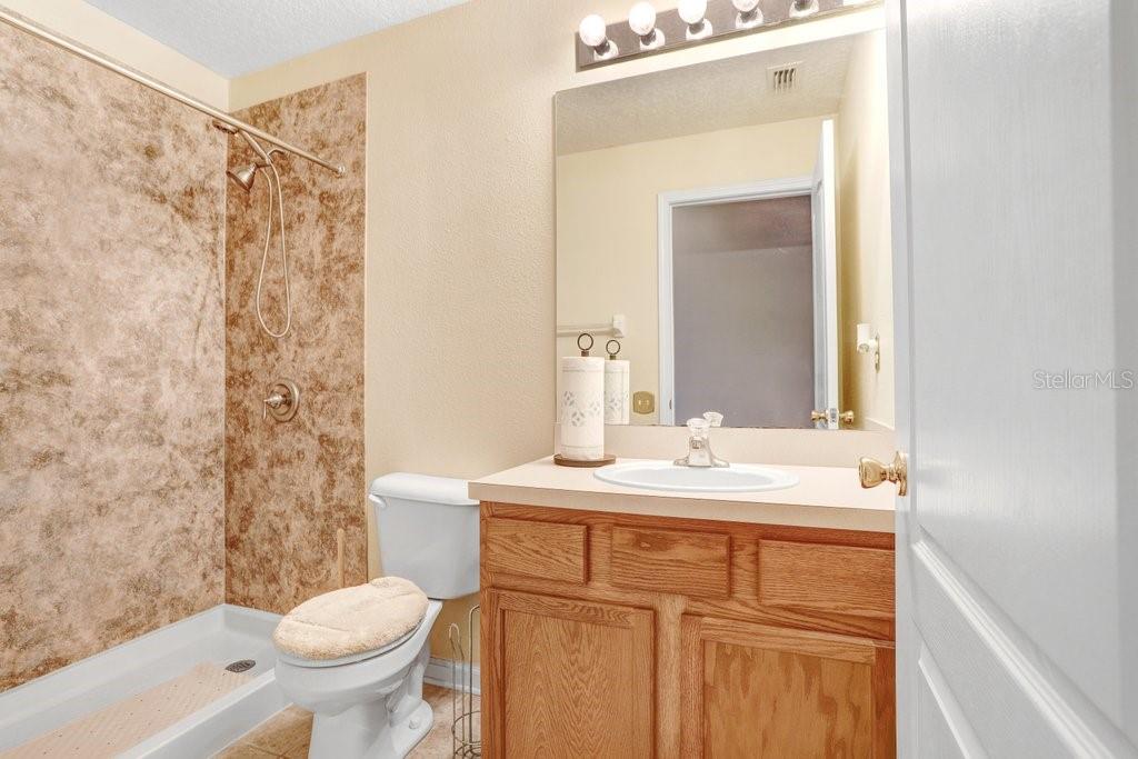 Guess Bathroom