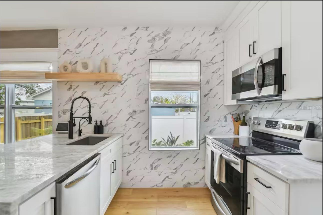 Beautifully Eqipped Kitchen