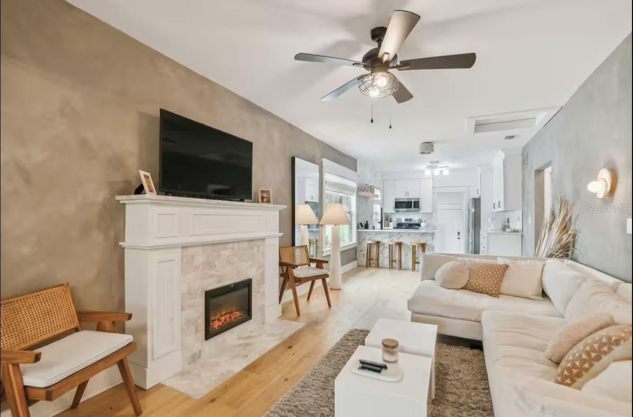 Electric Fireplace w/Marble Like Surround