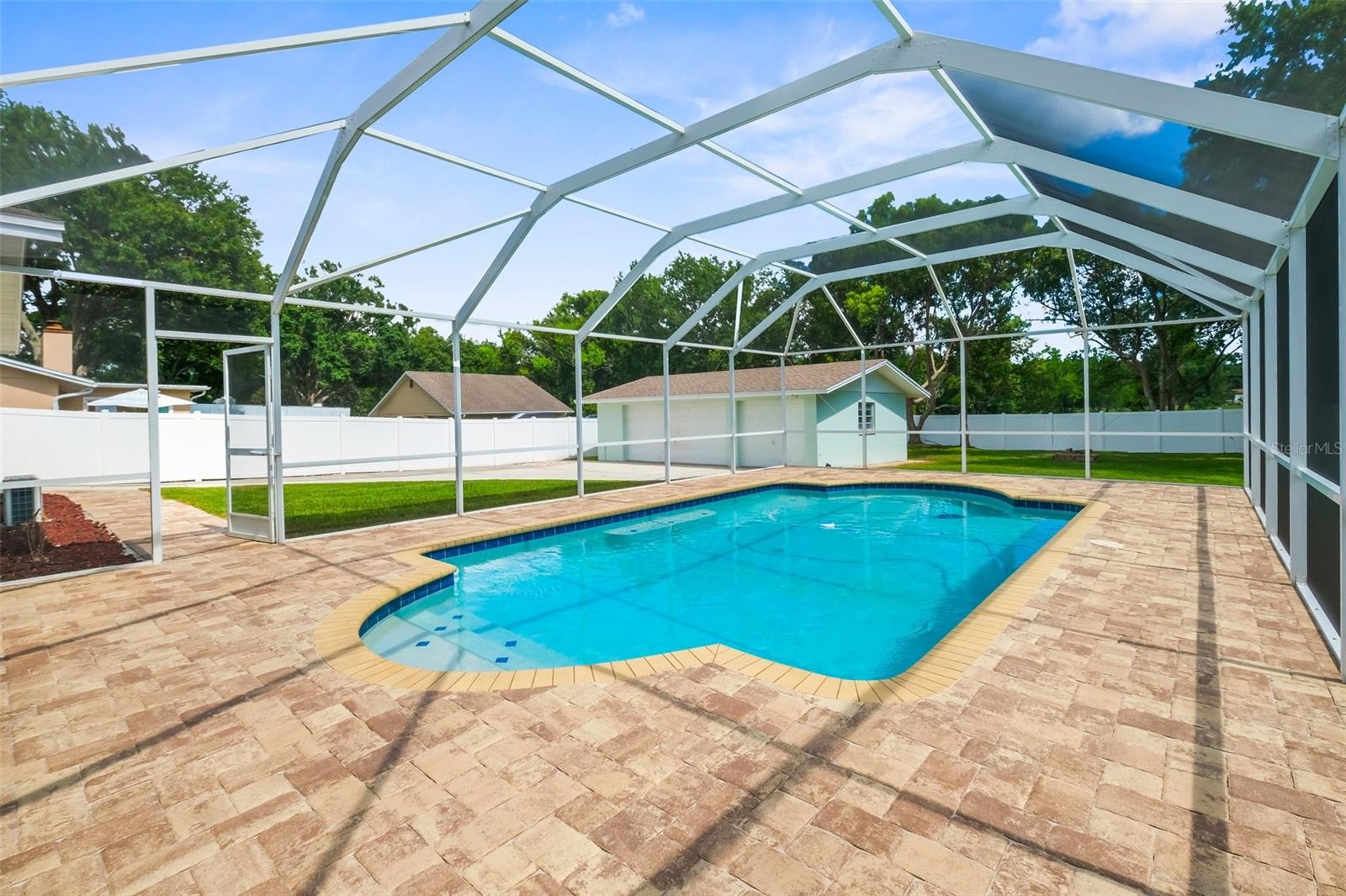 Lots of deck space for lounge chairs and extra seating for parties and guests!