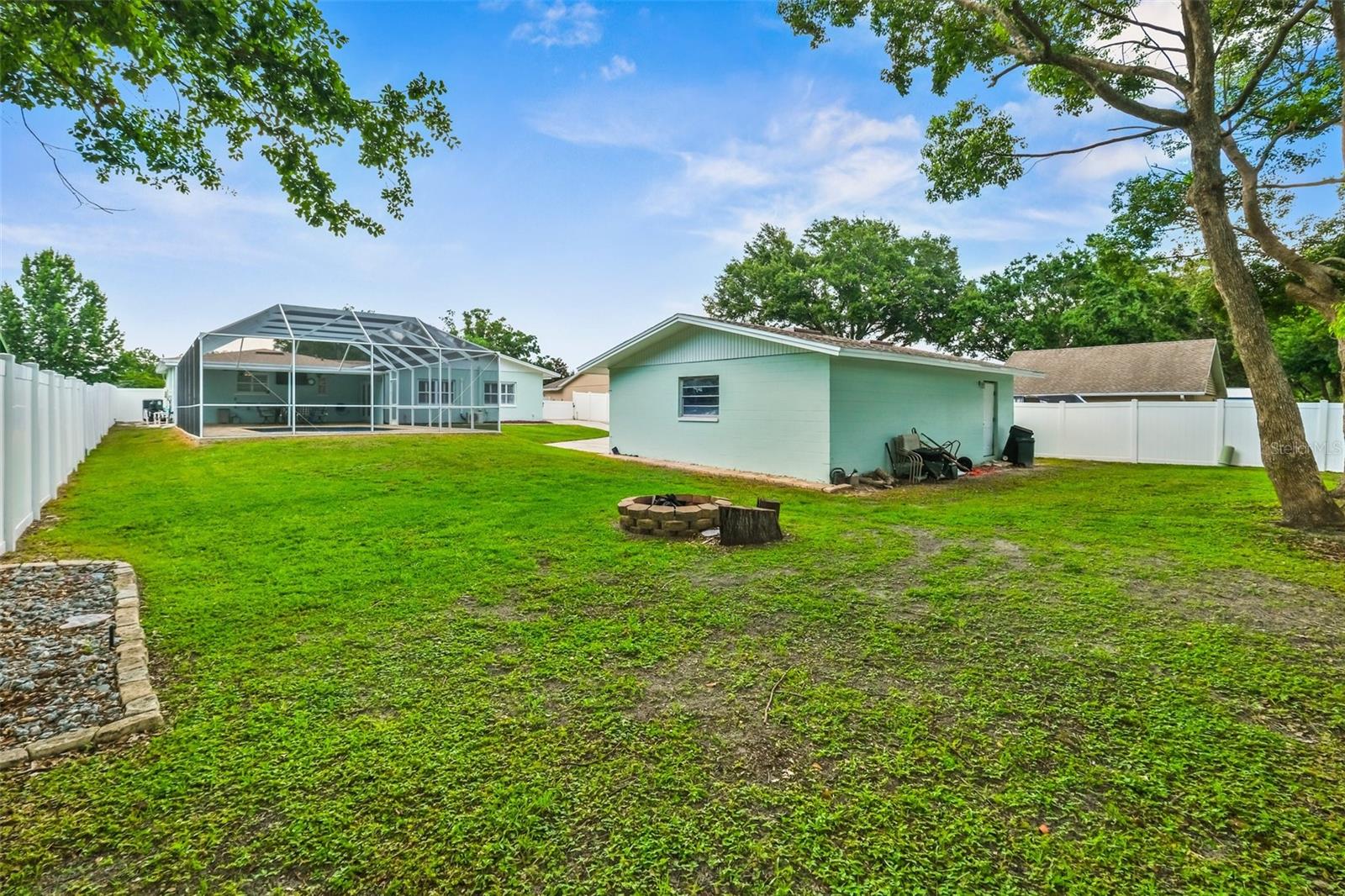 Large beautiful backyard for the family and pets!