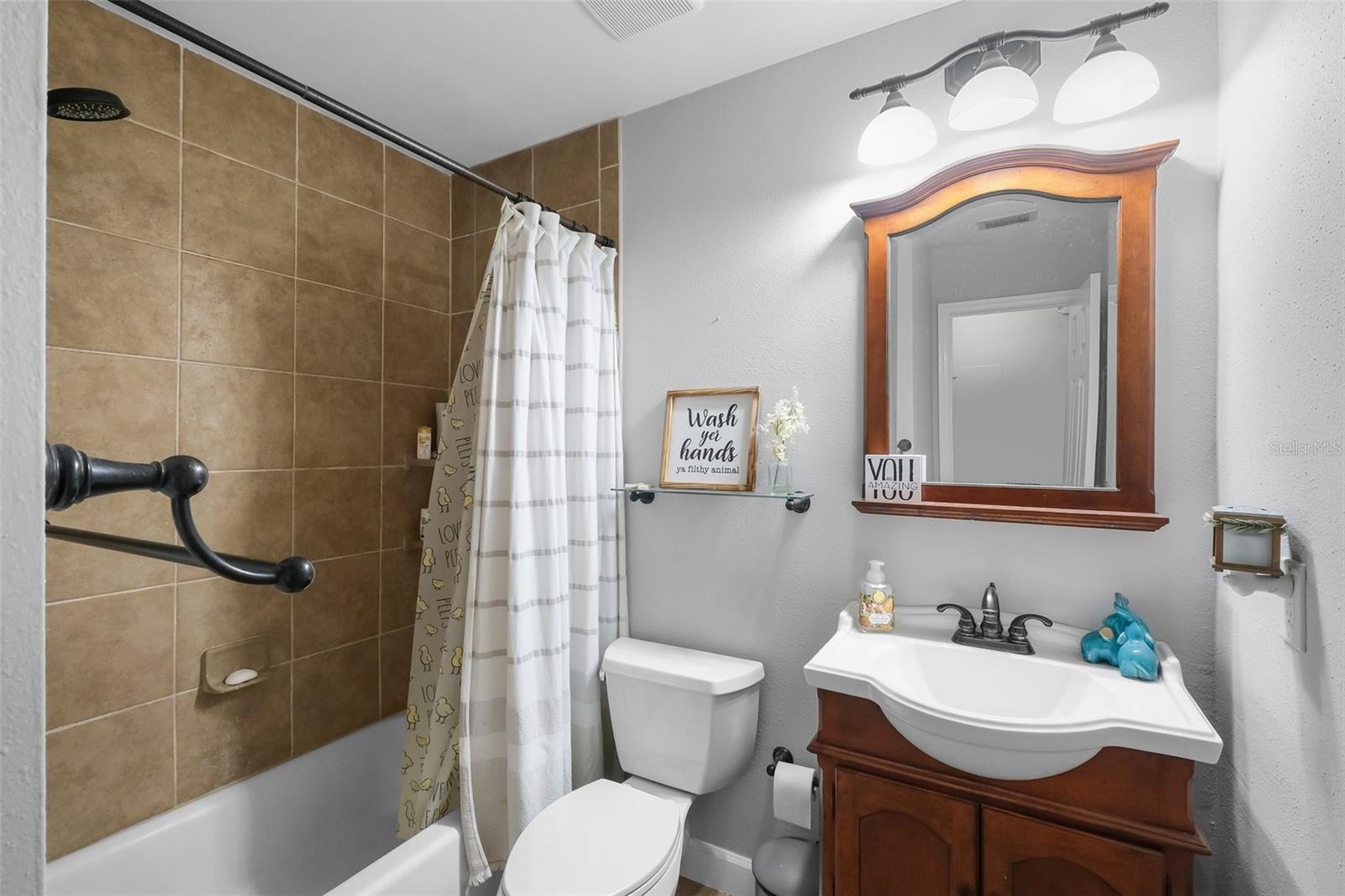 Second bathroom.