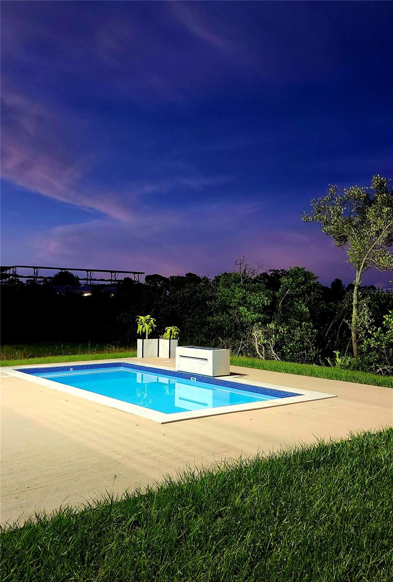 Salt water pool