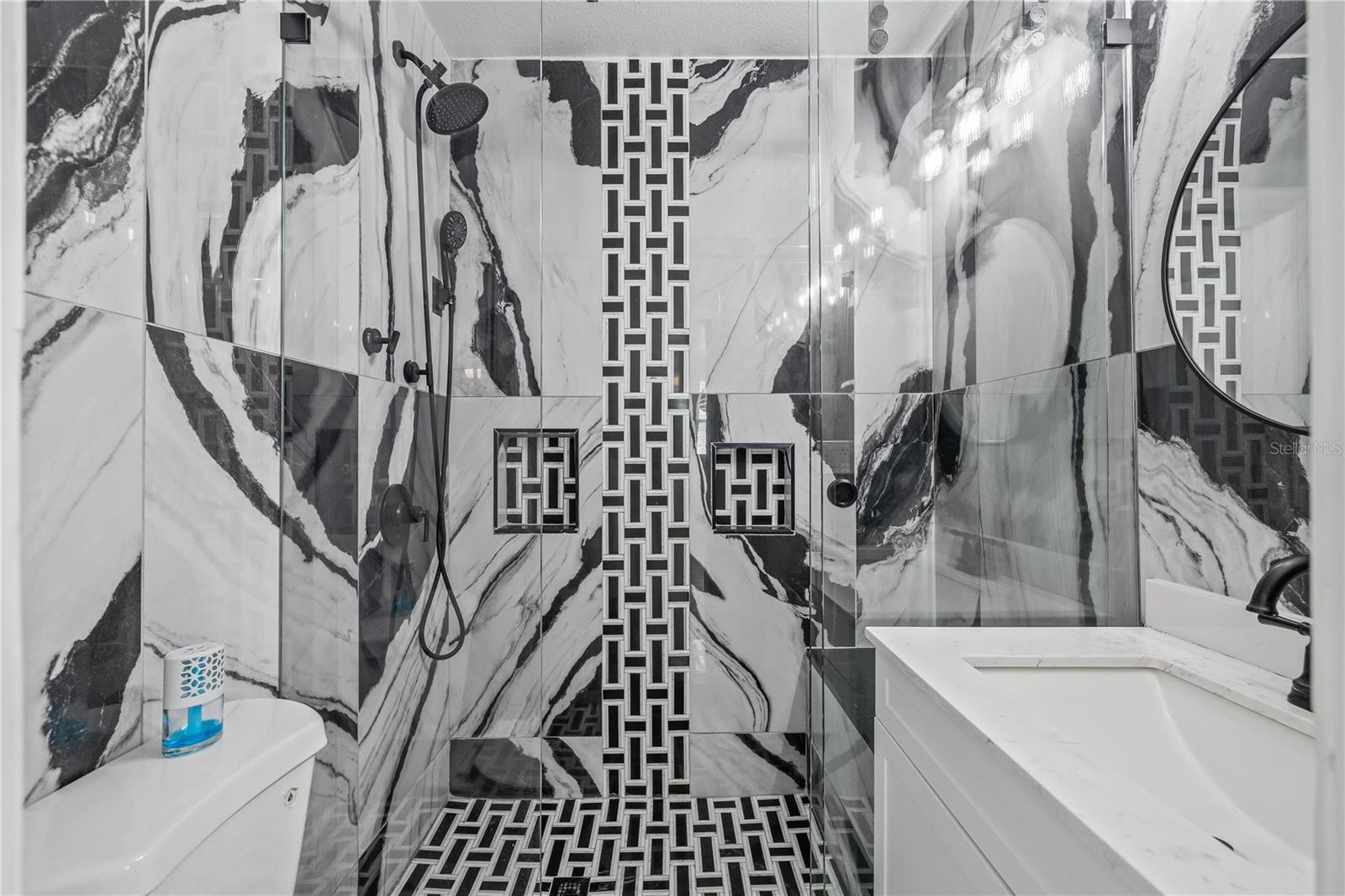 L4954236