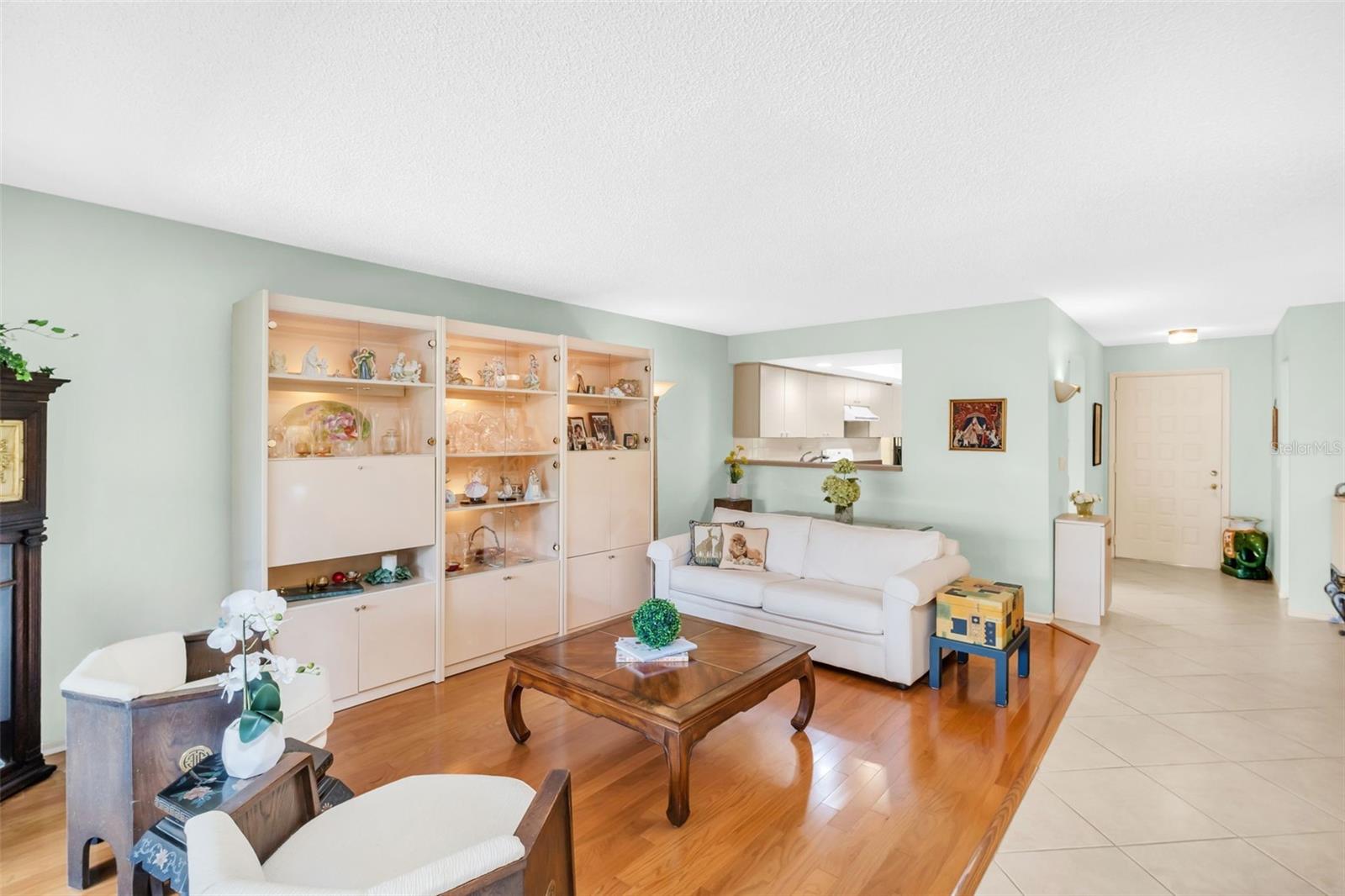 Stunning wood flooring and neutral tones throughout~