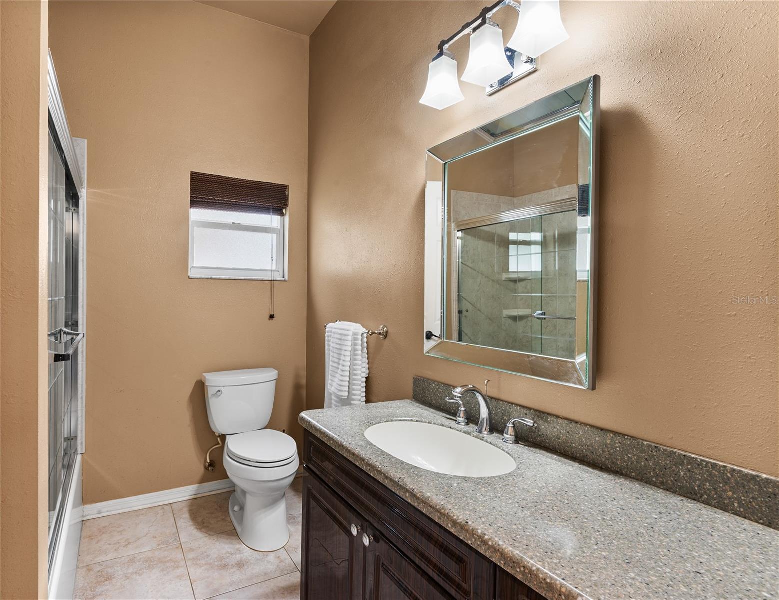 2nd bathroom