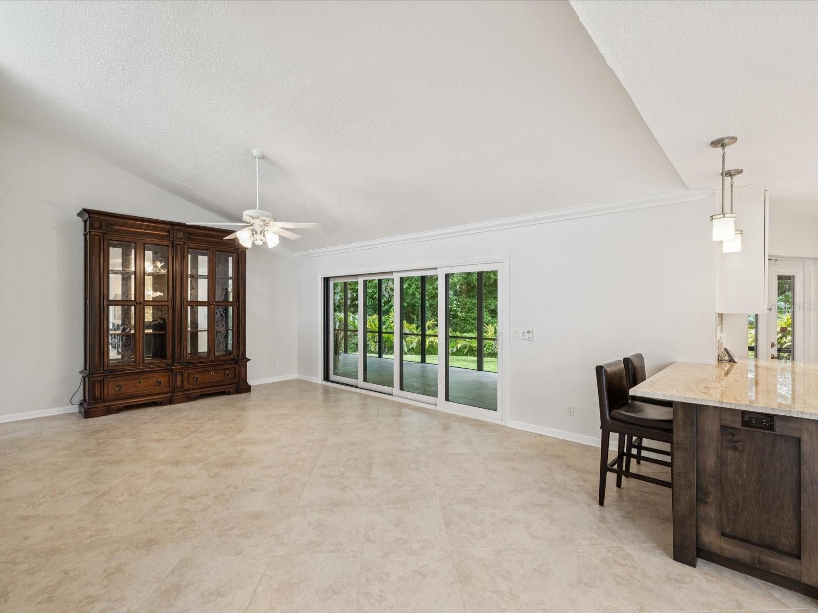 Family room 2