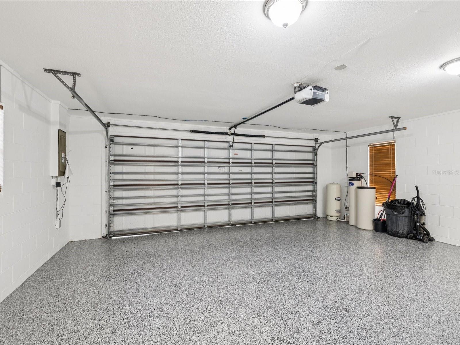 garage 1