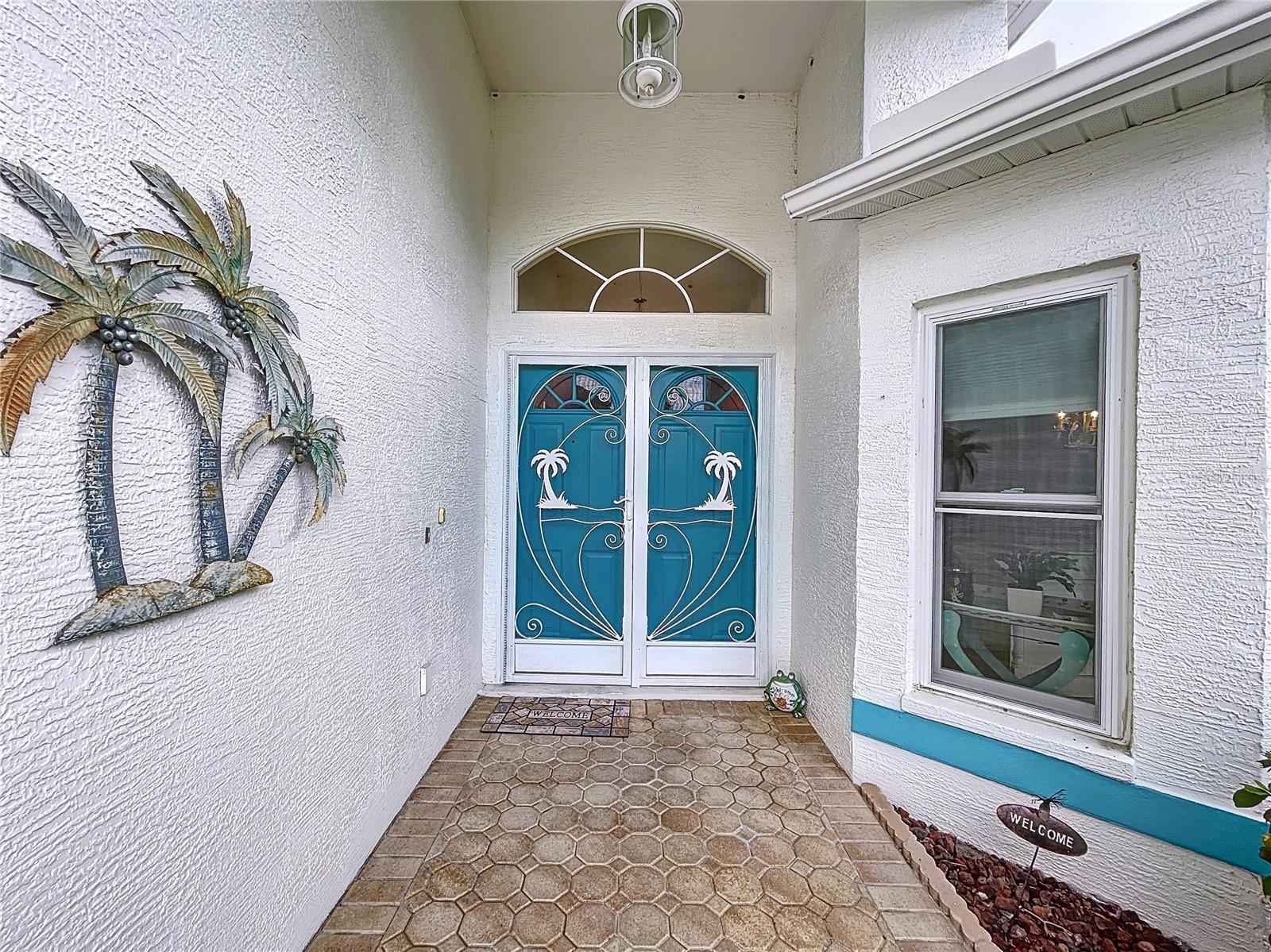 Palm tree theme  entrance