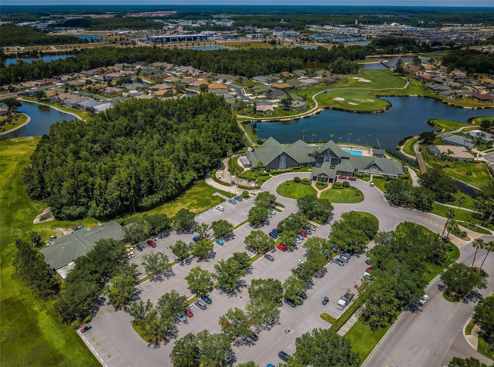 Overview of club house and parking