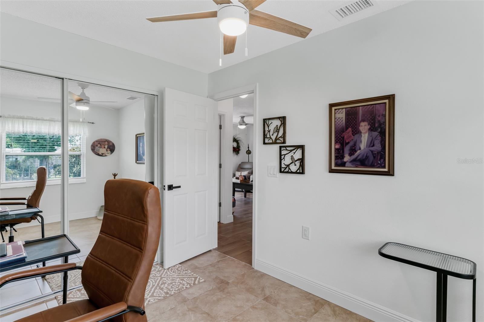 Second bedroom