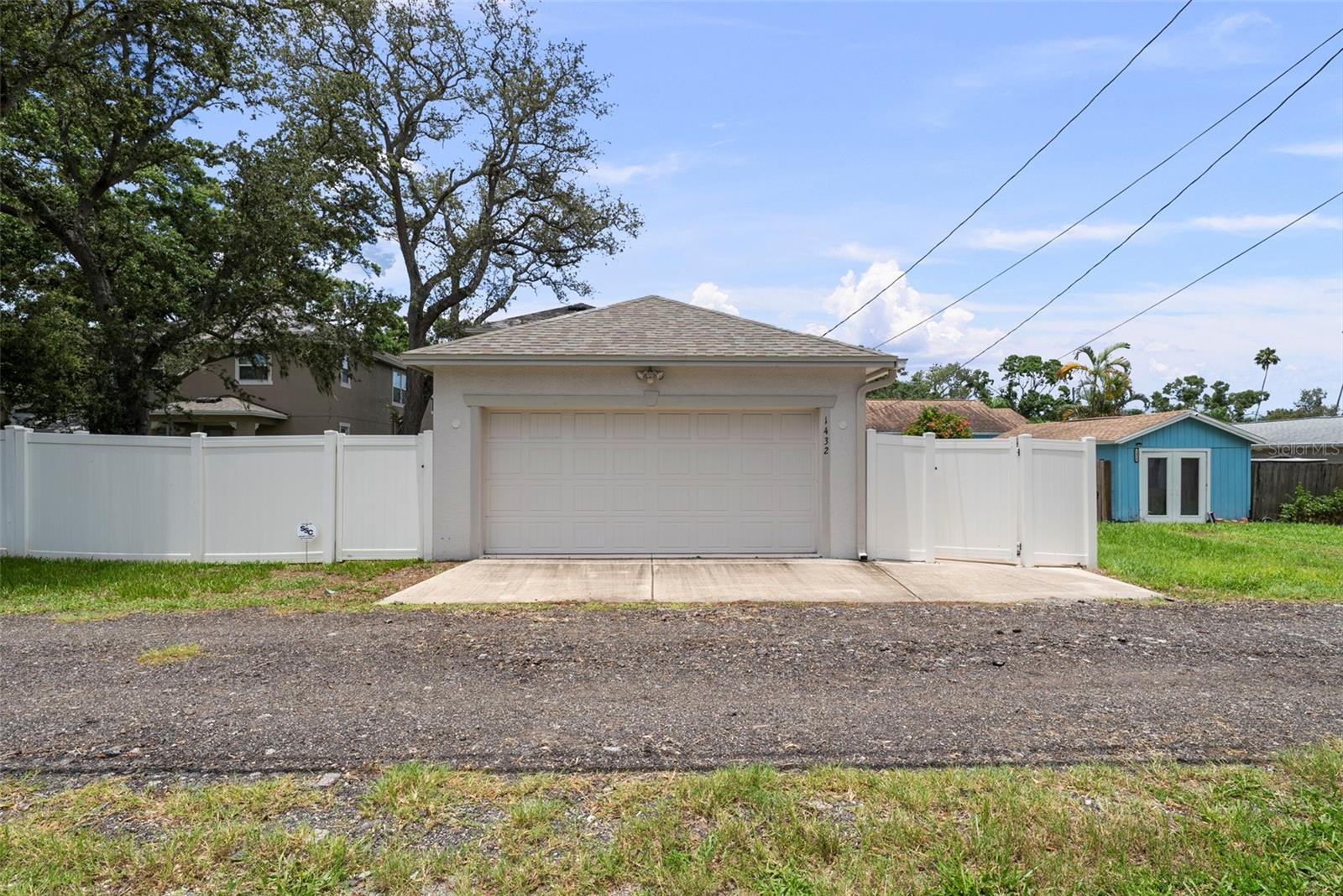 Garage and gate access to rear yard