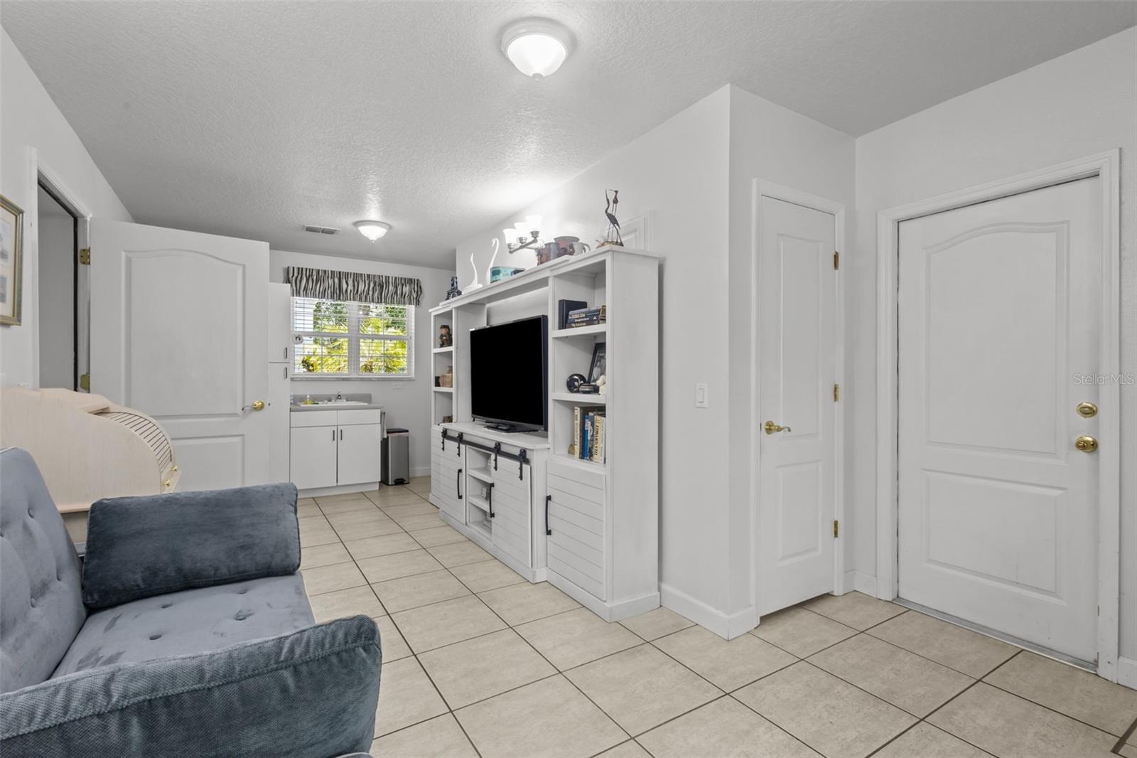 Oversided Utility/mudroom