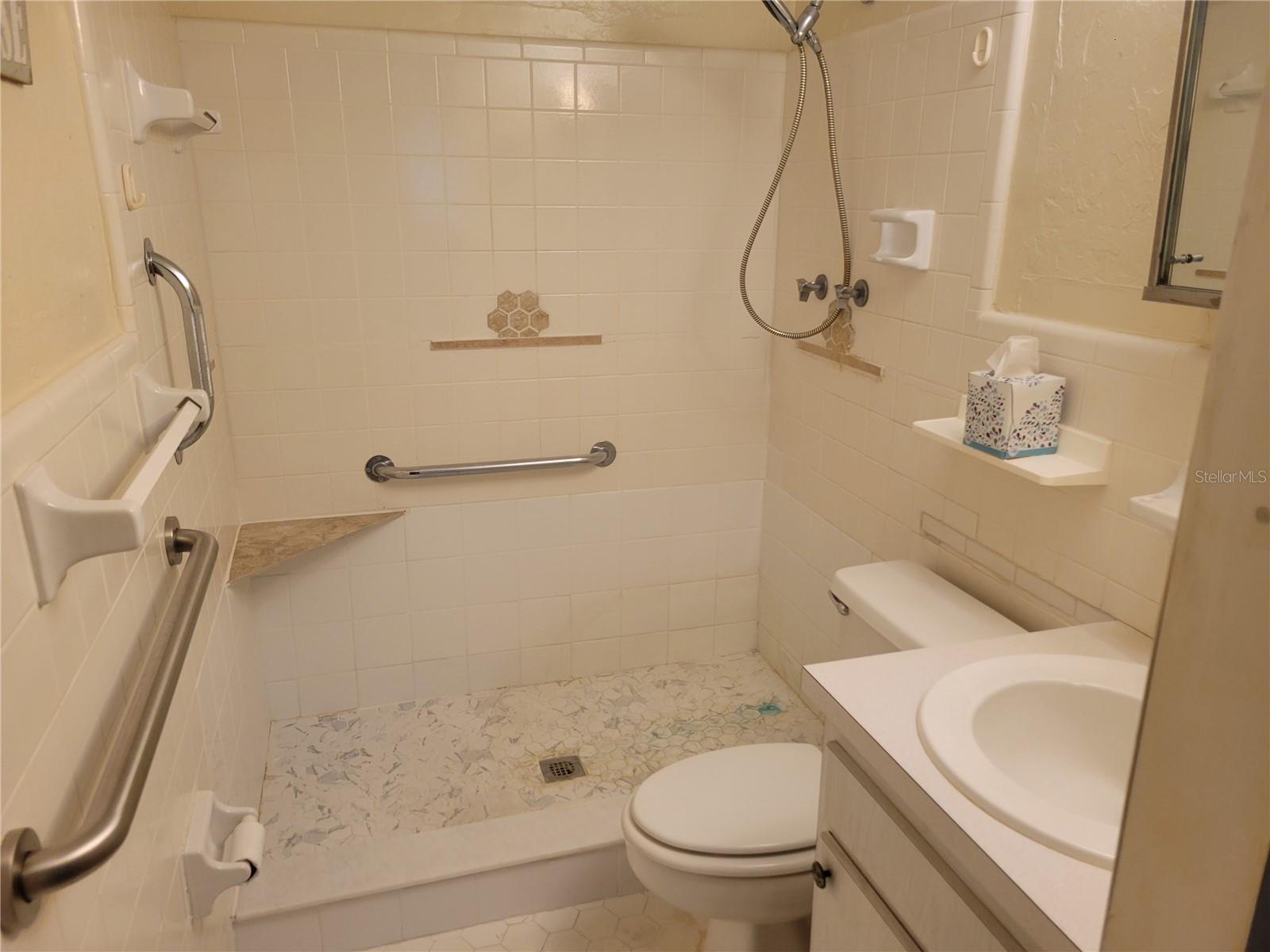 Master Bed room bath