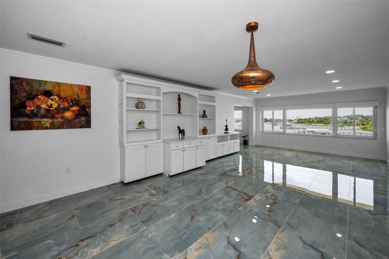 Combo living and dining room